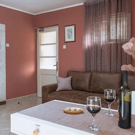 Nina & Kate Appartement *